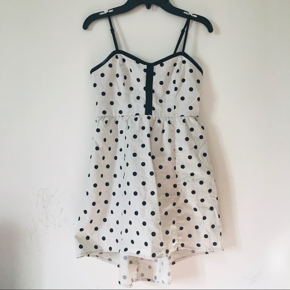 SUPER CUTE POLKA DOT DRESS